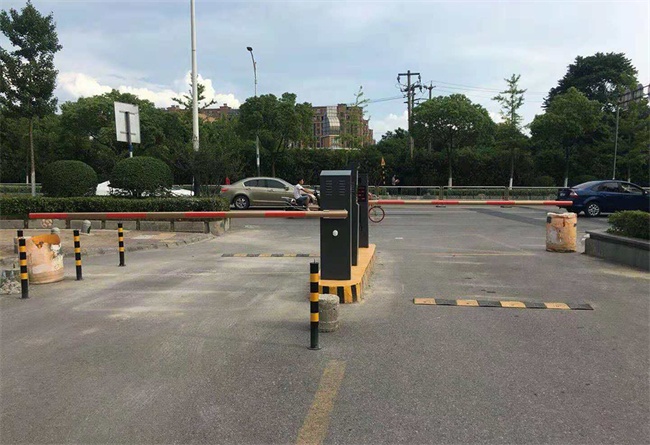 车牌识别系统工程案例